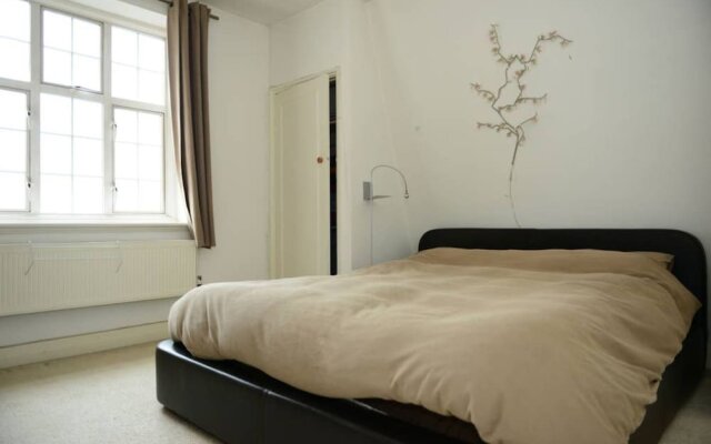 Notting Hill 2 Bedroom Apartment Off Portobello Road