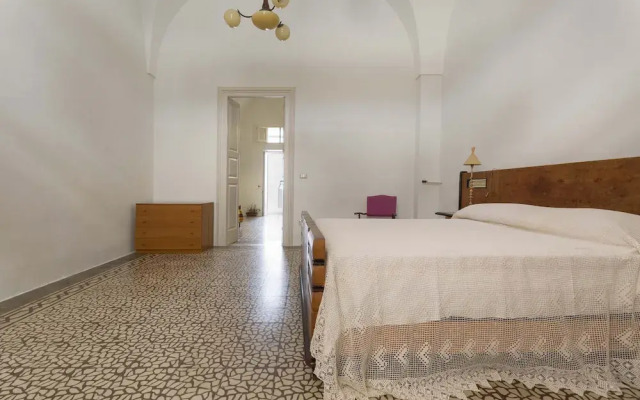 2082 Casa Gegè