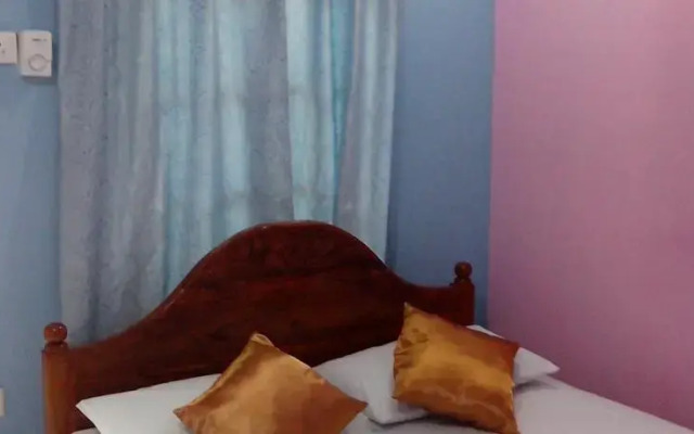 Thuruliya Guest House