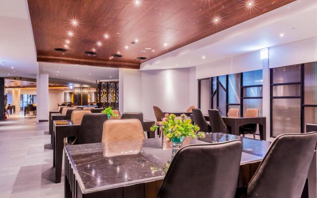 Saint Art Hotel
