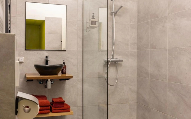 Passage, spacious apartment in historic center