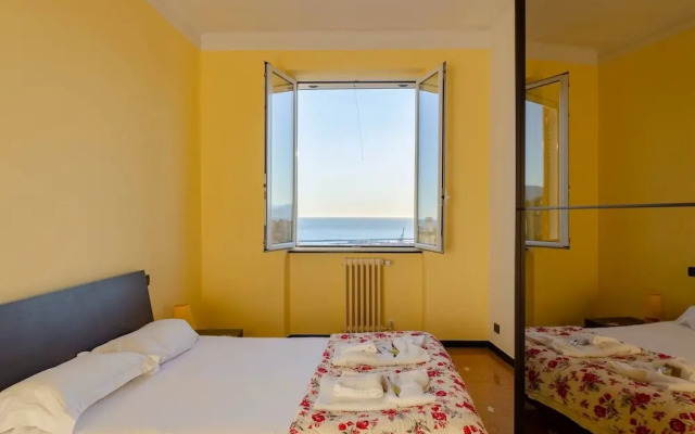 Altido Spacious 2BR Flat w/ Stunning Views