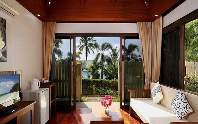 BYG Grand Beach Front & Sea View @ Panwa Beach