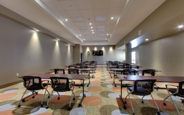 Staybridge Suites Madison - Fitchburg by IHG