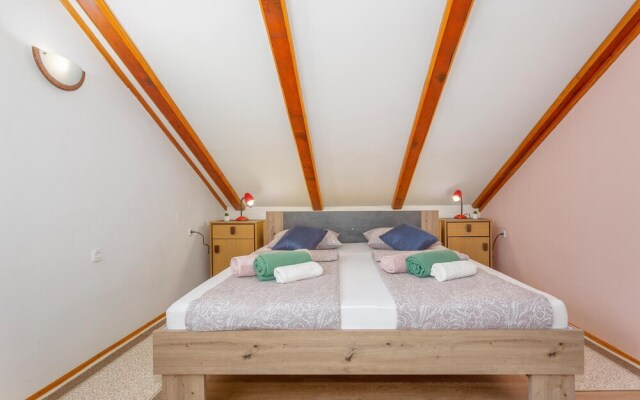 Awesome Apartment in Matulji With Wifi and 1 Bedrooms