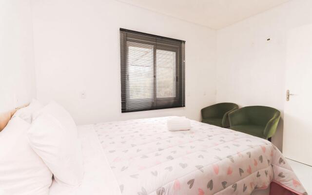 Apartamento Completo e Confortável em Bento 02