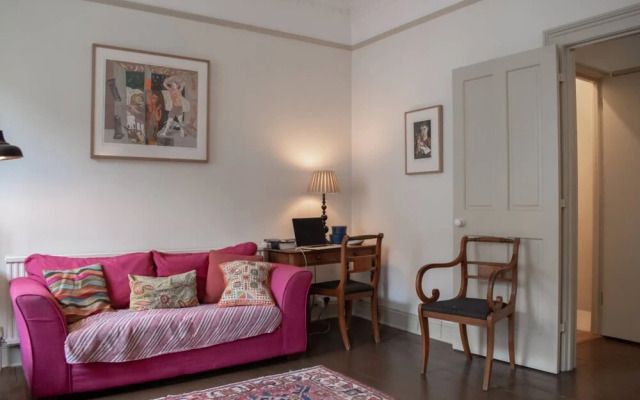 Spacious 2 Bedroom Flat Near Kings Cross And Angel