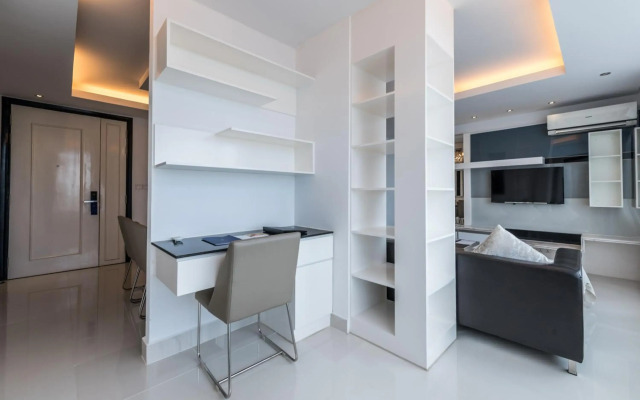 Naki Suites at Silvertown