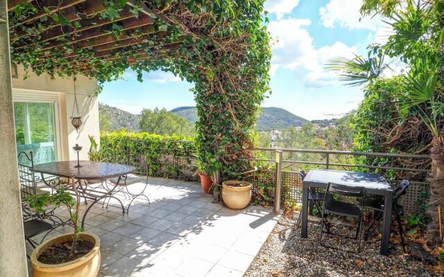 The Magic Green by Hello Apartments Sitges