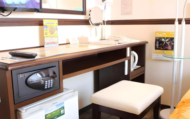 Toyoko Inn Saitama Toda Koen Station Nishi