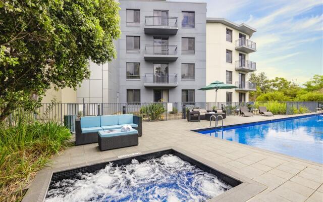 Oaks Sydney North Ryde Suites