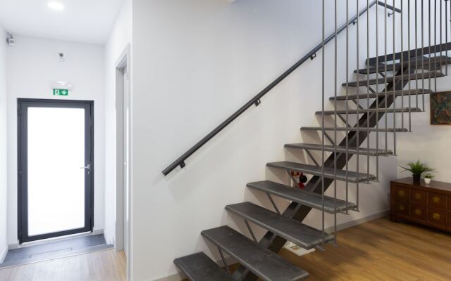 Serra do Pilar Porto Suites