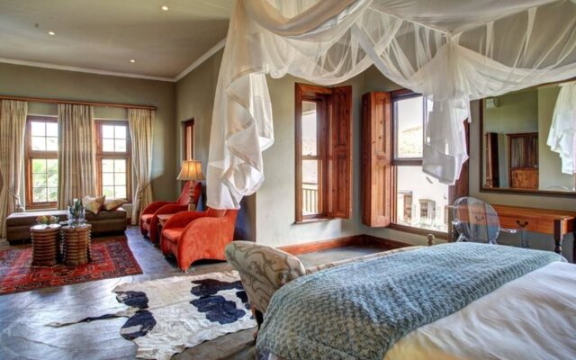 Madi-Madi Karoo Safari Lodge
