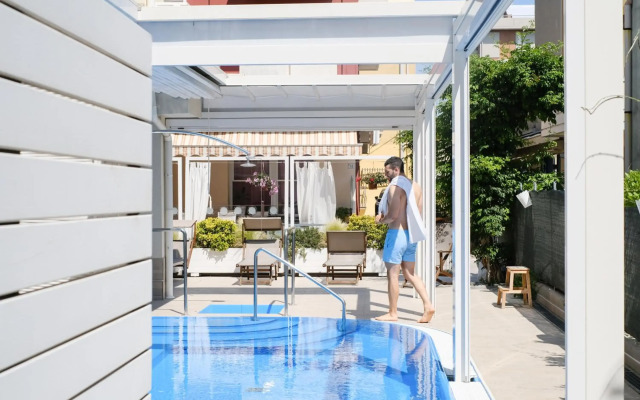 Hotel Thea