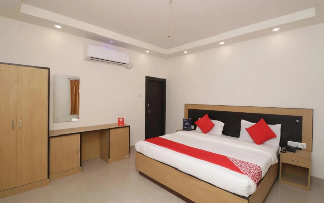 Hotel Devlali By OYO Rooms