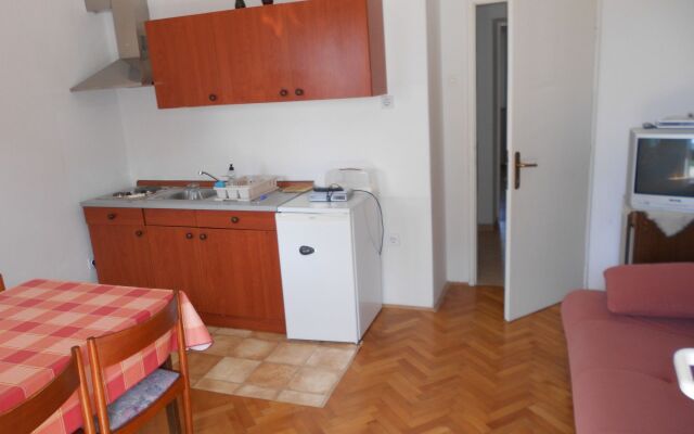 Apartment Kate - free private parking: A2Kada Novi Vinodolski, Riviera Crikvenica