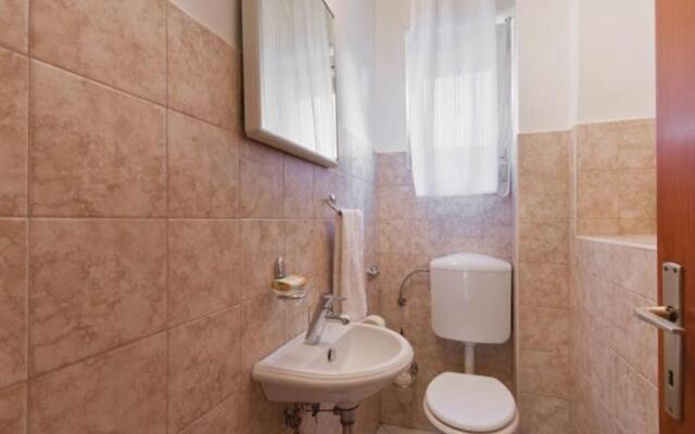 Apartment Vesna 812