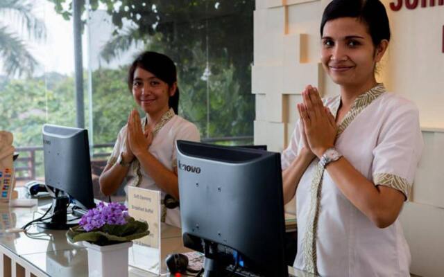 Seminyak Square Hotel And Villas