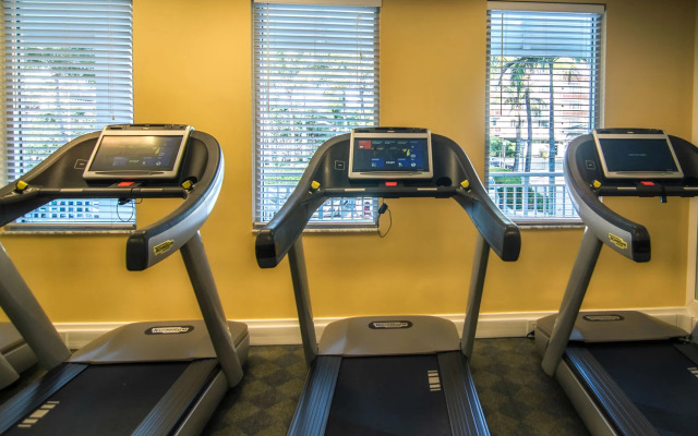 Naples Beach Club, A Four Seasons Resort