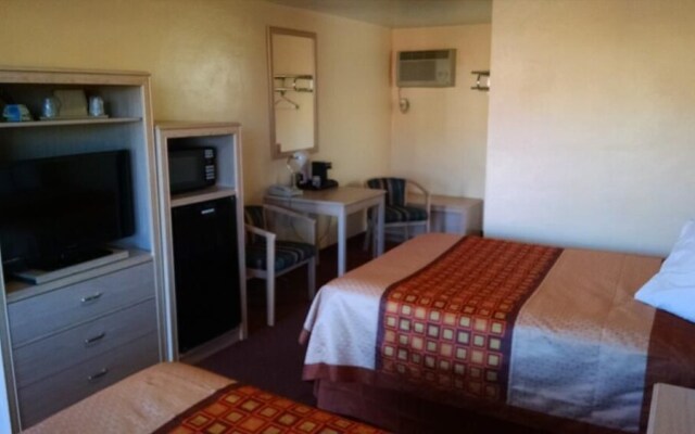 White Sands Motel