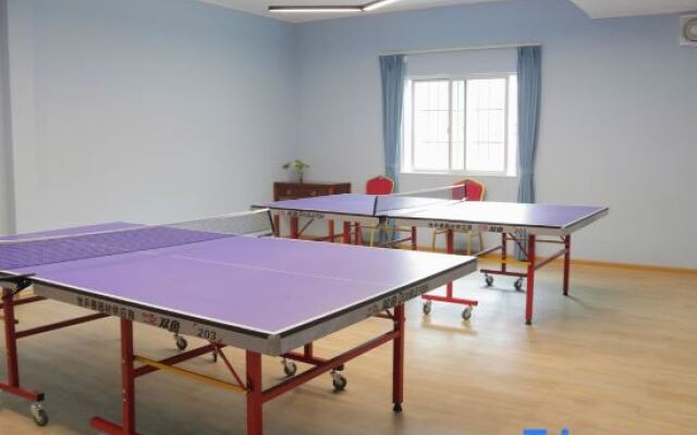 Zhongshan Quanlin Daray Sports Hotel