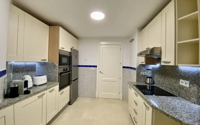 Sotogrande Puerto Luxury Apartment