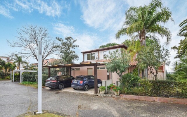 Awesome Home in Furnari With 5 Bedrooms and Wifi