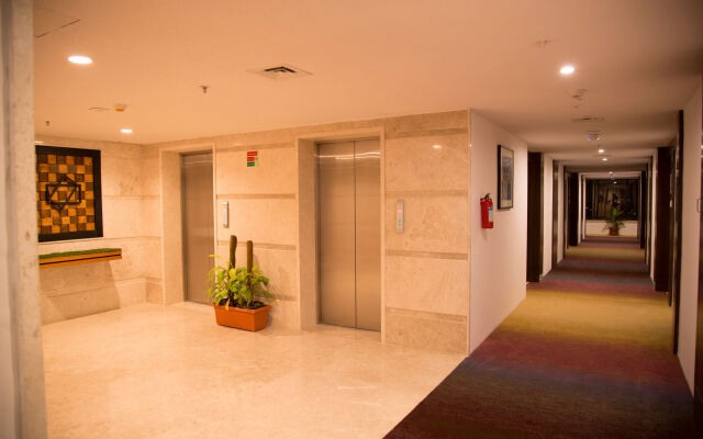 V7 Hotel