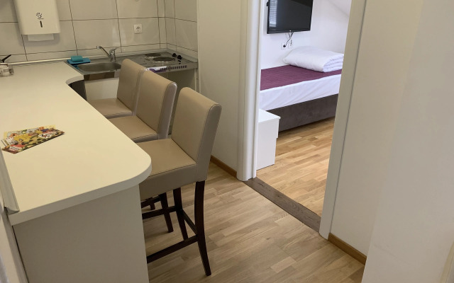F Apartmani Kragujevac - Luxuary Business Suites