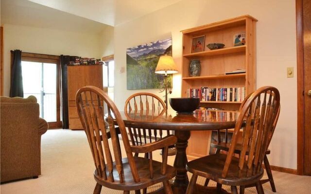 Sundowner II Unit 324 by RedAwning