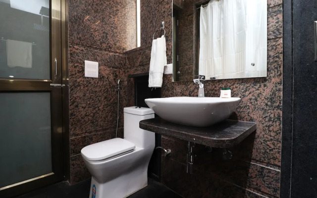 Oyo 36075 Jjk Rukmini Vilas Hotel And Banquet