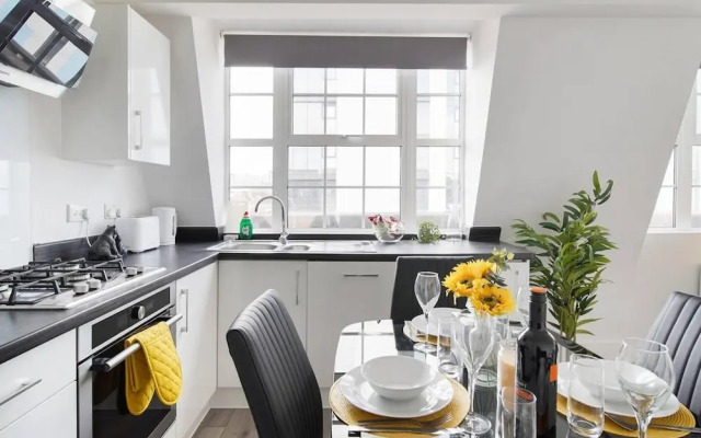 Livestay- Perfect For Contractors Luxury Apartment