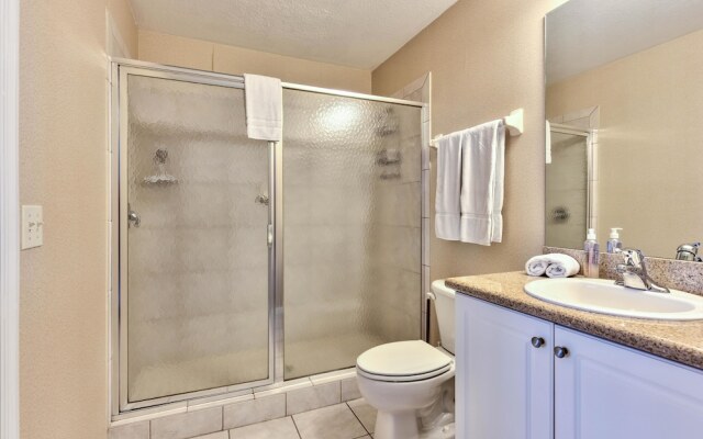 Sienna Golf 2 Bedroom Home by NFVH