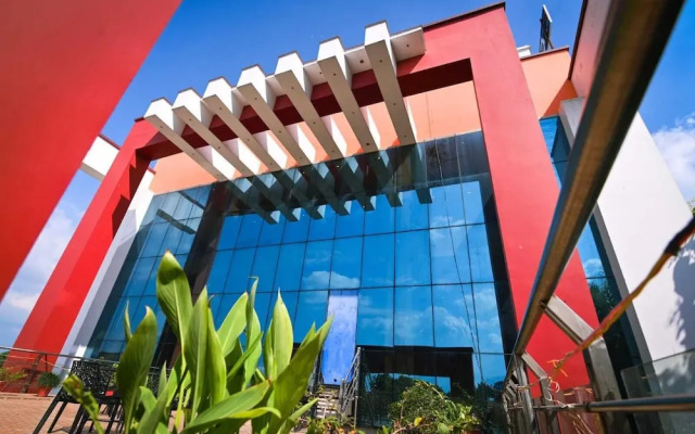 Taraji Resort Hotel and Restaurant