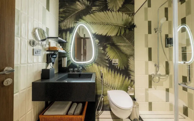 080 Transit Hotel T2