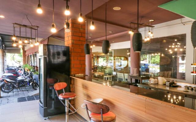 OYO 2253 The Sunrise Sanur