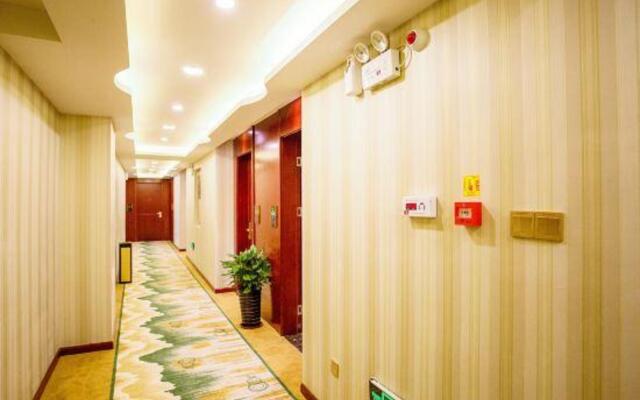Tongcheng Super 8 Hotel