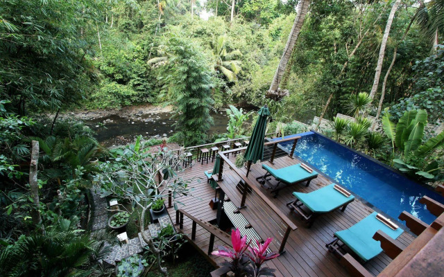 Tree Tops Villa