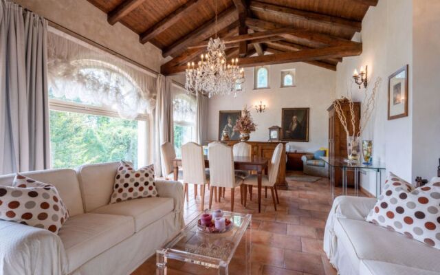 Villa Carlotta (COI268)