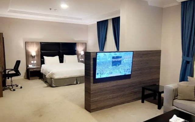 Loren Suites 3