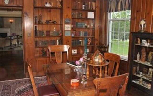 Robertshaw Country House Bed & Breakfast