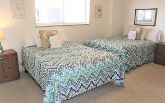 Jamaica Royale 602 - 2 Br Condo