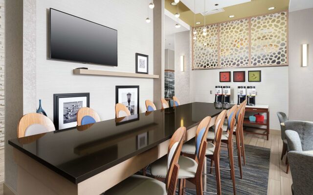 Hampton Inn by Hilton Wilmington Downtown