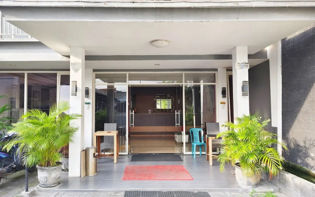 TwoSpaces Living at Kutisari Residence