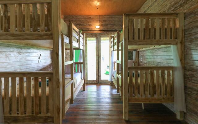 The Green Groves Hostel