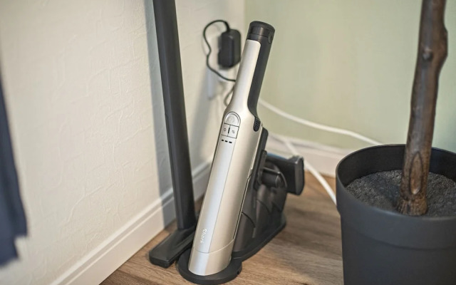 5 min to JR station new house max 8ppl