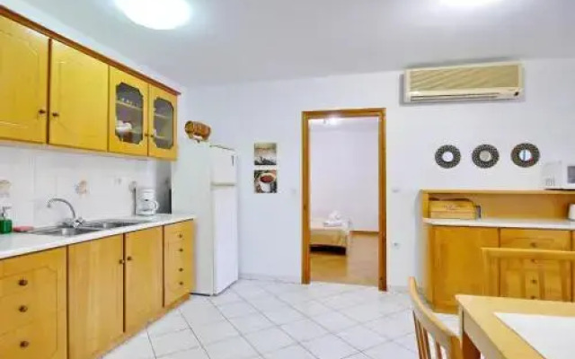 Rouladina Apartments