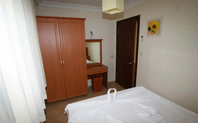 Sea Breeze Hotel & Apartments