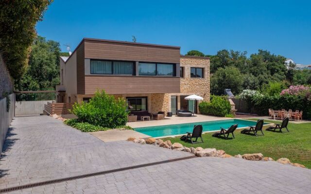 Villa con 2 piscinas