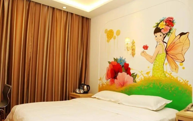 Super 8 Hotel Jinan Railway Station Square